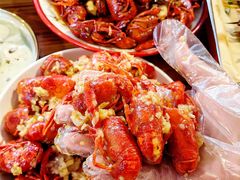 -冶建镜子·老南昌大排档·江西虾王(总店)