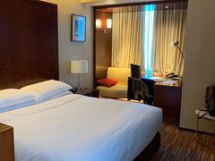 -上海龙之梦万丽酒店