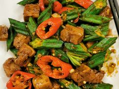 -东豪园林海鲜酒家(南港路辅路店)