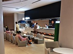 -涨巢·潮玩水疗局