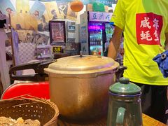 -蚝堡海鲜·威海菜·海肠捞饭·烧烤·亚洲吃蚝公司(幸福门店)