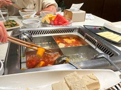 -海底捞火锅鲜切牛肉主题店(长寿路店)