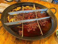 -岗上渣渣老火锅(两路口店)