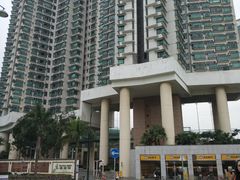 -东荟城名店仓