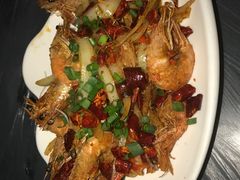 -覃记海鲜美食餐厅