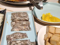 -十三幺山野火锅(市府路店)