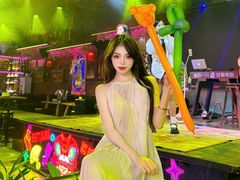 -喜鹊音乐酒馆(西街店)