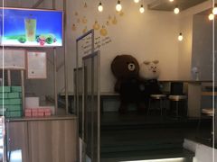 门面-顶东面包花园·生日蛋糕(世博店)