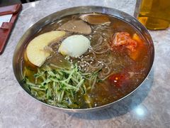 -屋里家延边朝鲜族冷面(梅林3店)