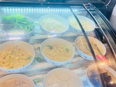 -牛满溢·自助潮汕鲜牛肉火锅(龙汇路店)