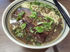 -小马牛肉面·牛骨熬制(南京博物院店)