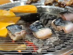 -青瓦餐厅·生鱼片·韩园烤肉(西塔店)