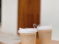 -Line 咖啡(石厦花园店)