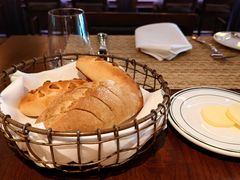 餐前包-Wolfgang’s Steakhouse 沃夫冈牛排馆(上海白玉兰广场店)