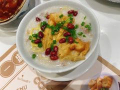 荔湾艇仔粥-赏点粤式点心(广州塔店)