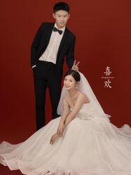 -樱花婚纱摄影