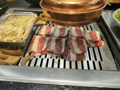 -臻牛烤肉