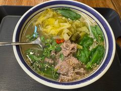 -云阿蛮云南生烫牛肉米线(奉贤路店)