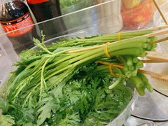 -百品聚旋转火锅(号外店)