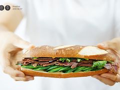 碱水面包-WHEAT&BAKER-麥(凯德来福士店)