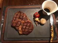 -恰餐厅及酒吧 CHAR Bar & Grill (北京丽都皇冠假日店)