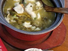 -周鱼小馆石锅酸菜鱼(活力汇店)