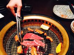 -山川小町·极番烧肉(新地假日广场店)