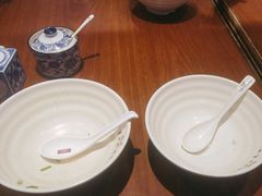 -大食代美食广场(上海中心店)