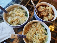 -笑来喜馄饨小笼工坊店(湖滨街店)