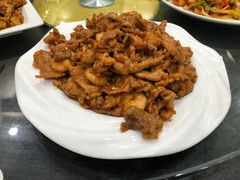 虾爆牛肉-金阁家常菜(贵阳路店)