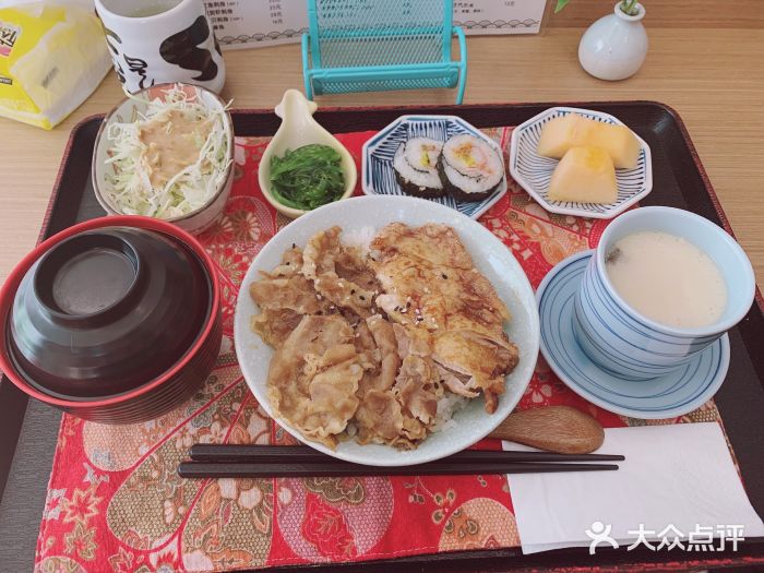 寿喜屋日式定食图片