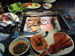 -阪尚皇·原切牛排·烤肉火锅自助(北京路店)