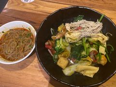 -万记麻辣烫国展总店