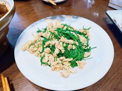 沙葱炒鸡蛋-靖远尕六美味羊羔肉