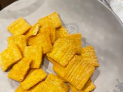 -老牌坊云南鱼豆花火锅(嵩山店)