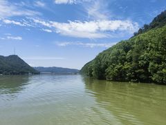 -严子陵钓台(富春江小三峡)