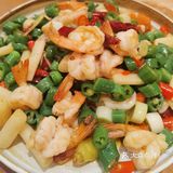 大众点评上很火的云南菜，装修风格很好看 氛围感十足