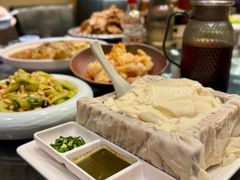 -95号酱骨·一块豆腐(展春园西路店)