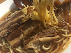 半斤半肉拉面-厝内小眷村(天河南一路店)