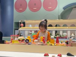 -奈尔宝家庭中心·亲子餐厅(北京东坝万达店)