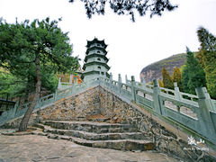 -藏山旅游风景区