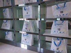 -协依奢侈品皮具护理(浦江店)