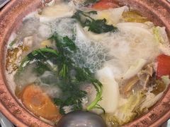 -阿婆情腊排骨火锅(金虹路店)