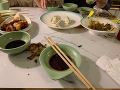 -岳姥姥饺子(泺文路店)