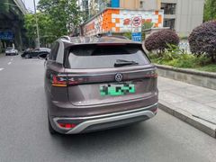 -倍耐力轮胎专卖店(碧云路店)