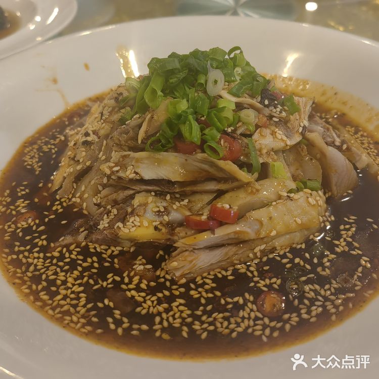 不远处就是绵阳最好的温泉之一，地理位置十分优越