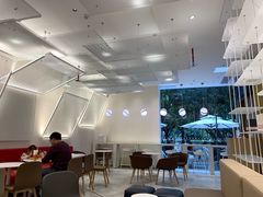 -奈雪的茶(华侨城创意园店)