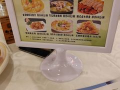 -御满江海鲜酒家(洛溪新城店)