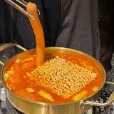 我靠！！？原来上海真的有。。。。