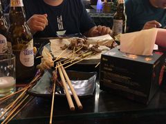 -何师烧烤·香辣蟹·川菜·30年老品牌(太古里旗舰店)